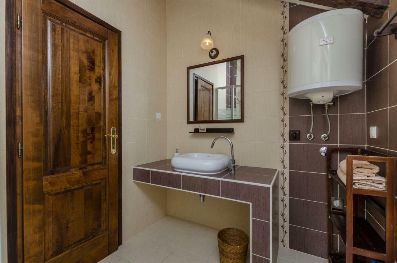 Apartments Renata Primošten Екстериор снимка